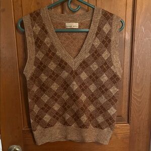 Argyle Knit Sweater Vest - Brown and Tan